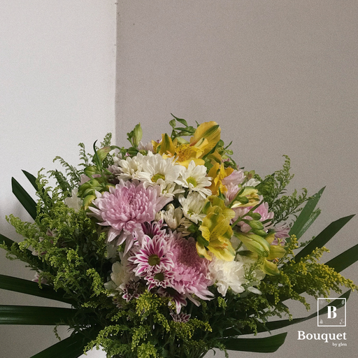 customised bouquet-chrysanthemum